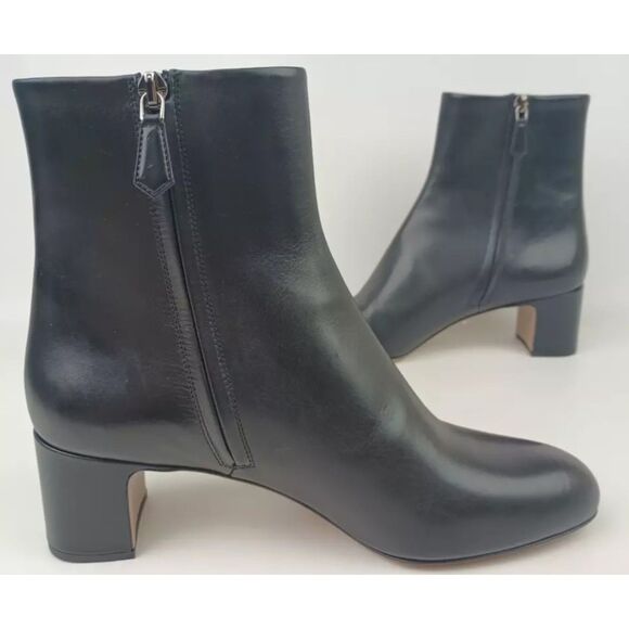 Prada Women's Black Leather Logo Block Heel Ankle Bootie Size 38 $1590+ - Picture 3 of 7